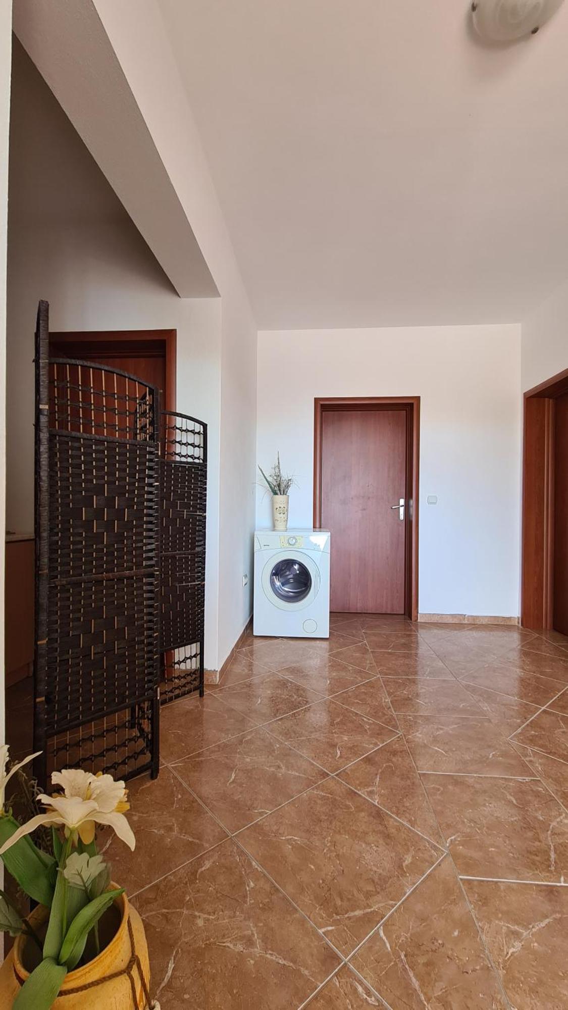 Apartments Mare Улцинь Екстер'єр фото